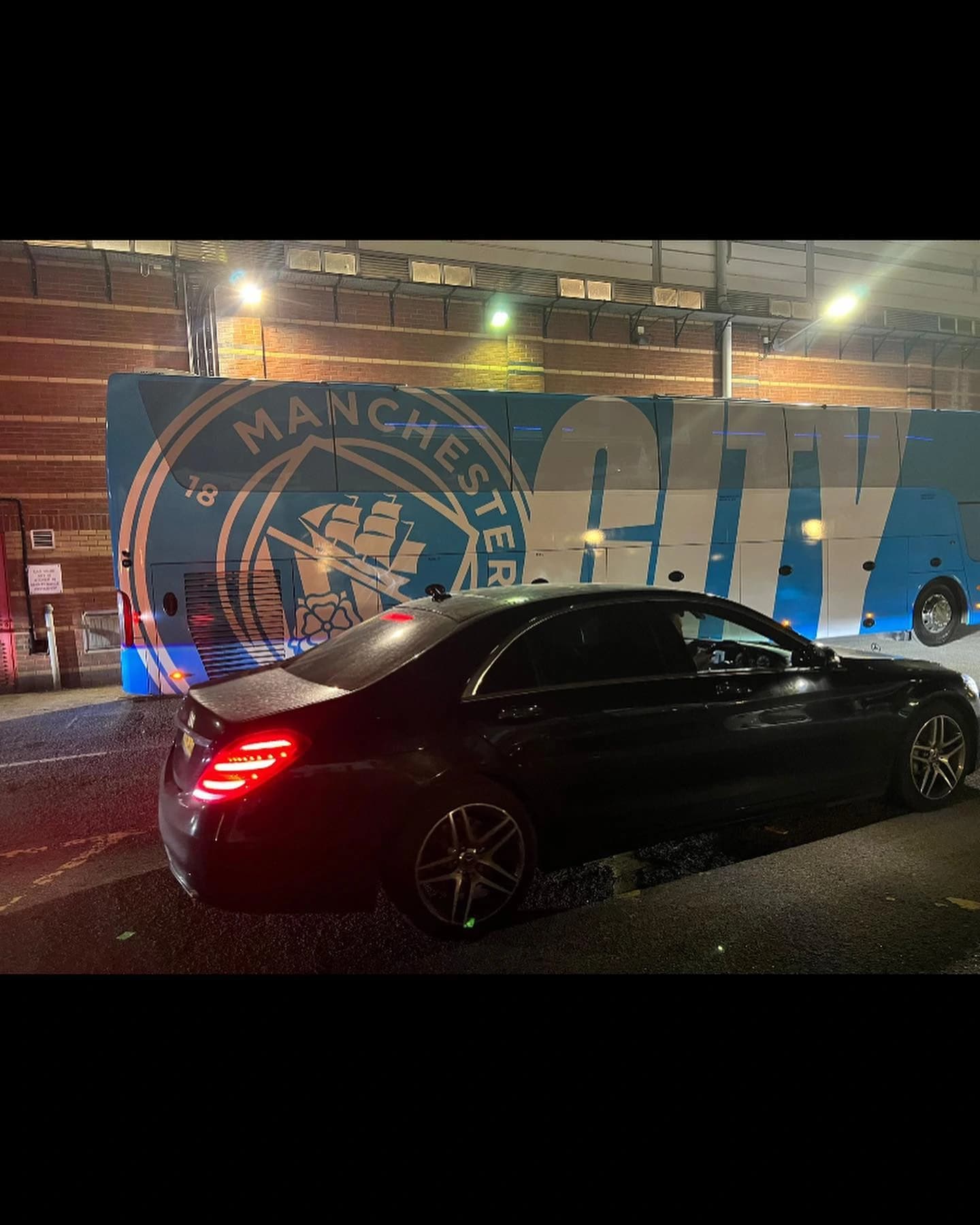 Mercedes E-Class boot space for airport luggage